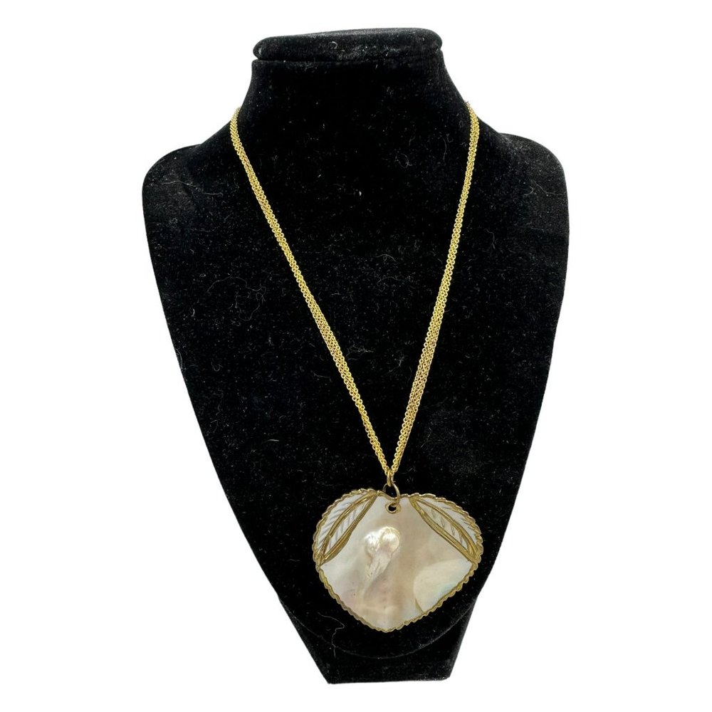 Vintage Gold Tone Chain Heart Shaped Shell Pendant Golden Leaf Details
